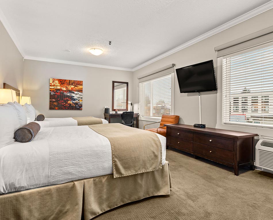 Deluxe 2 Queen Bed Room (1)