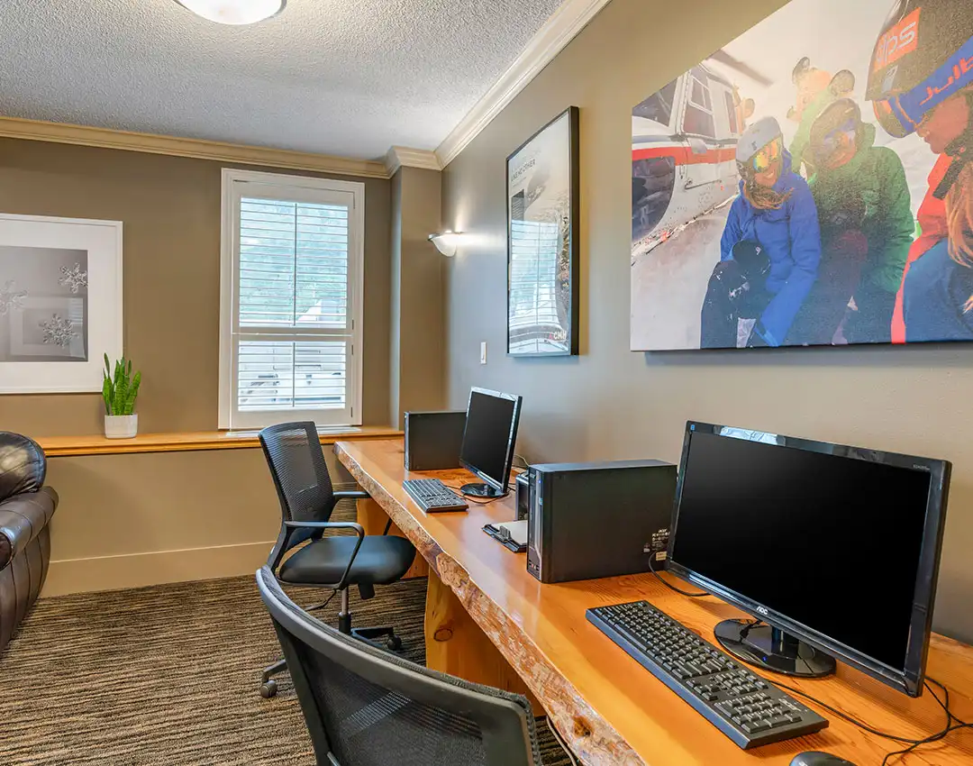 Business Centre in Lobby